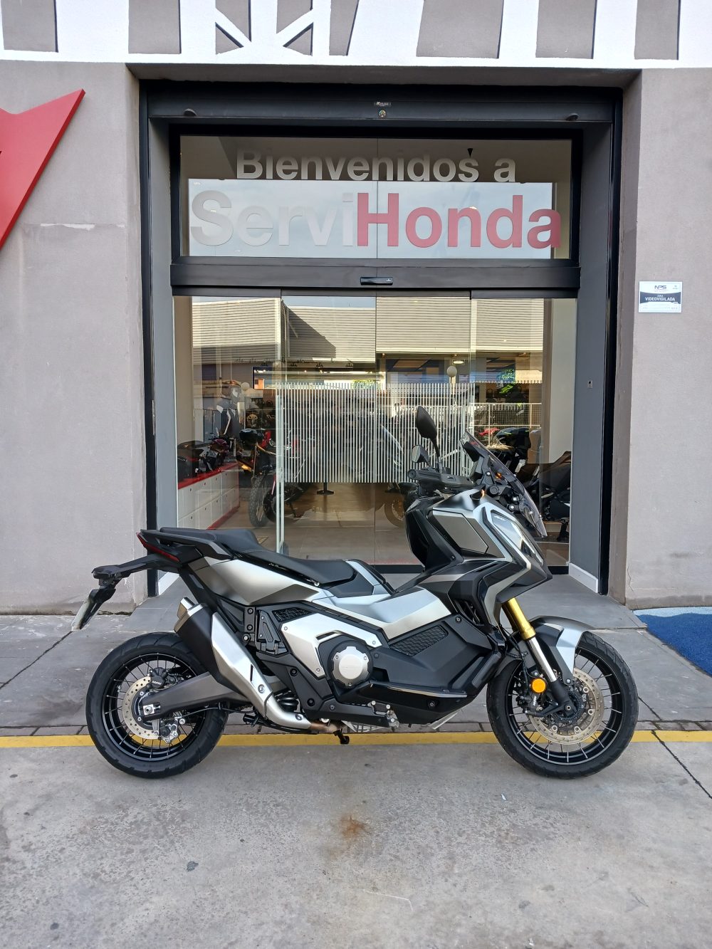 HONDA XADV 750