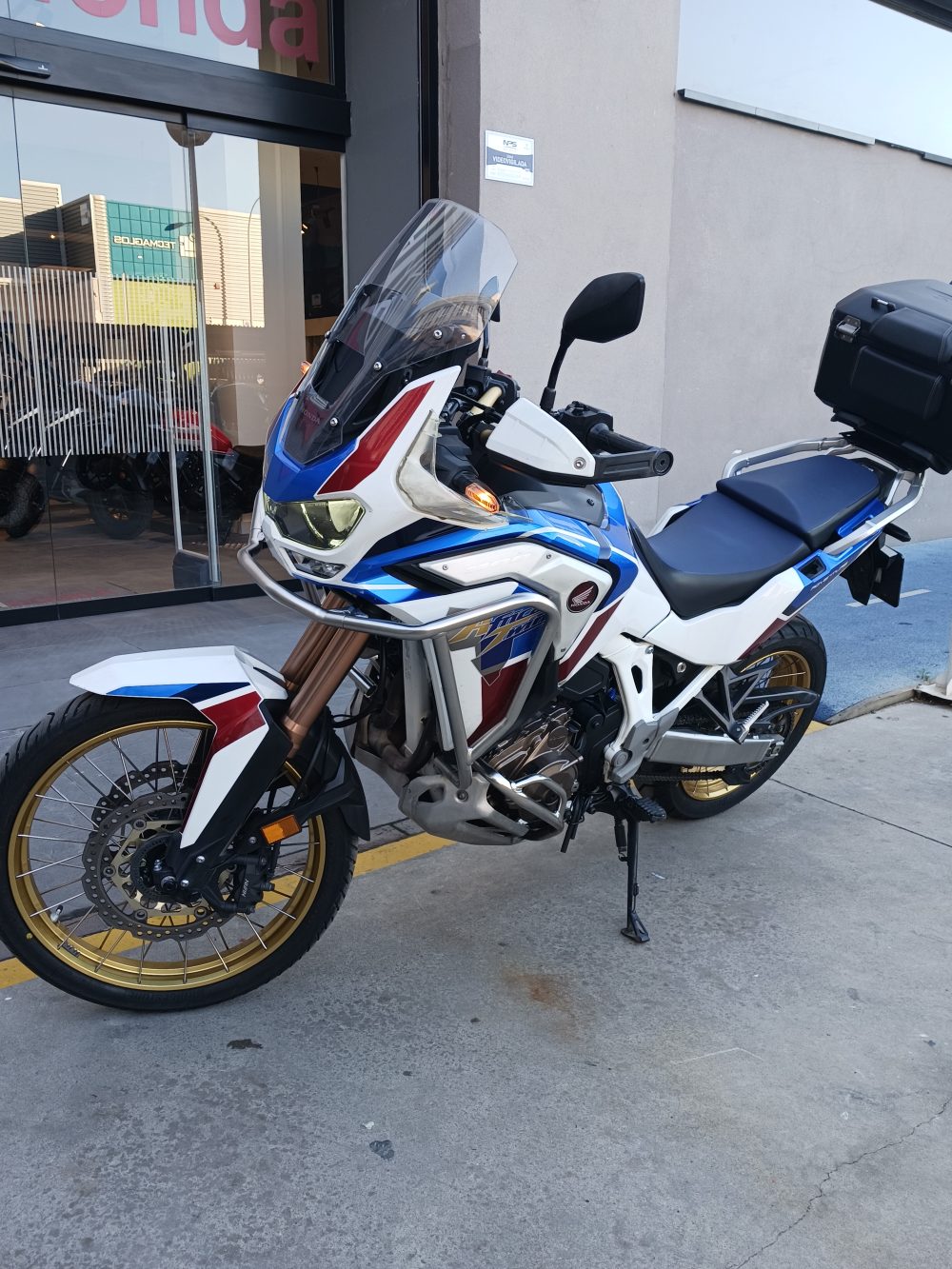 HONDA AFRICA TWIN 1100 ADV DCT - Imagen 5