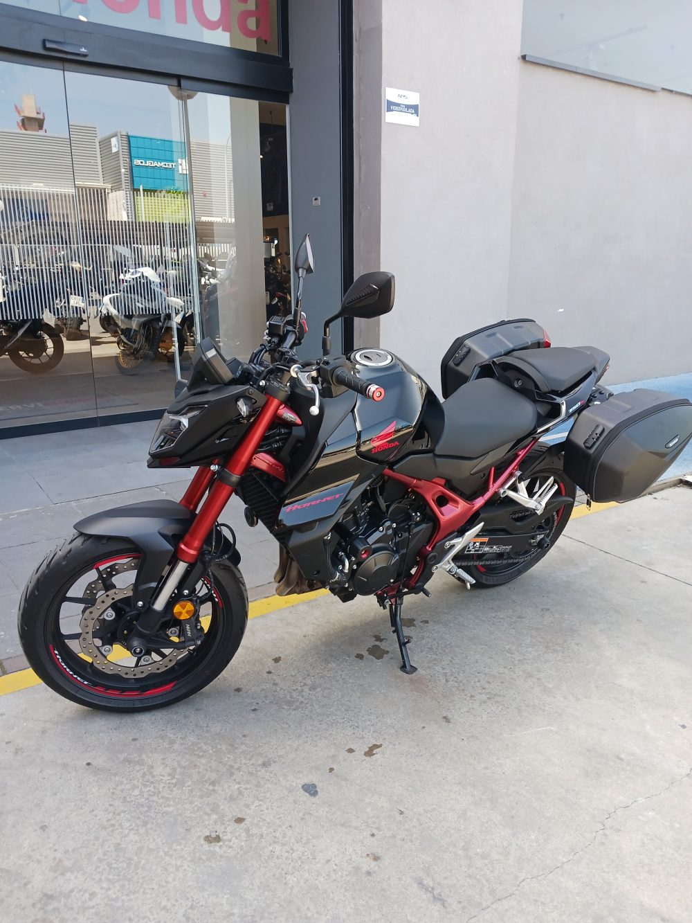 HONDA HORNET 750 - Imagen 5