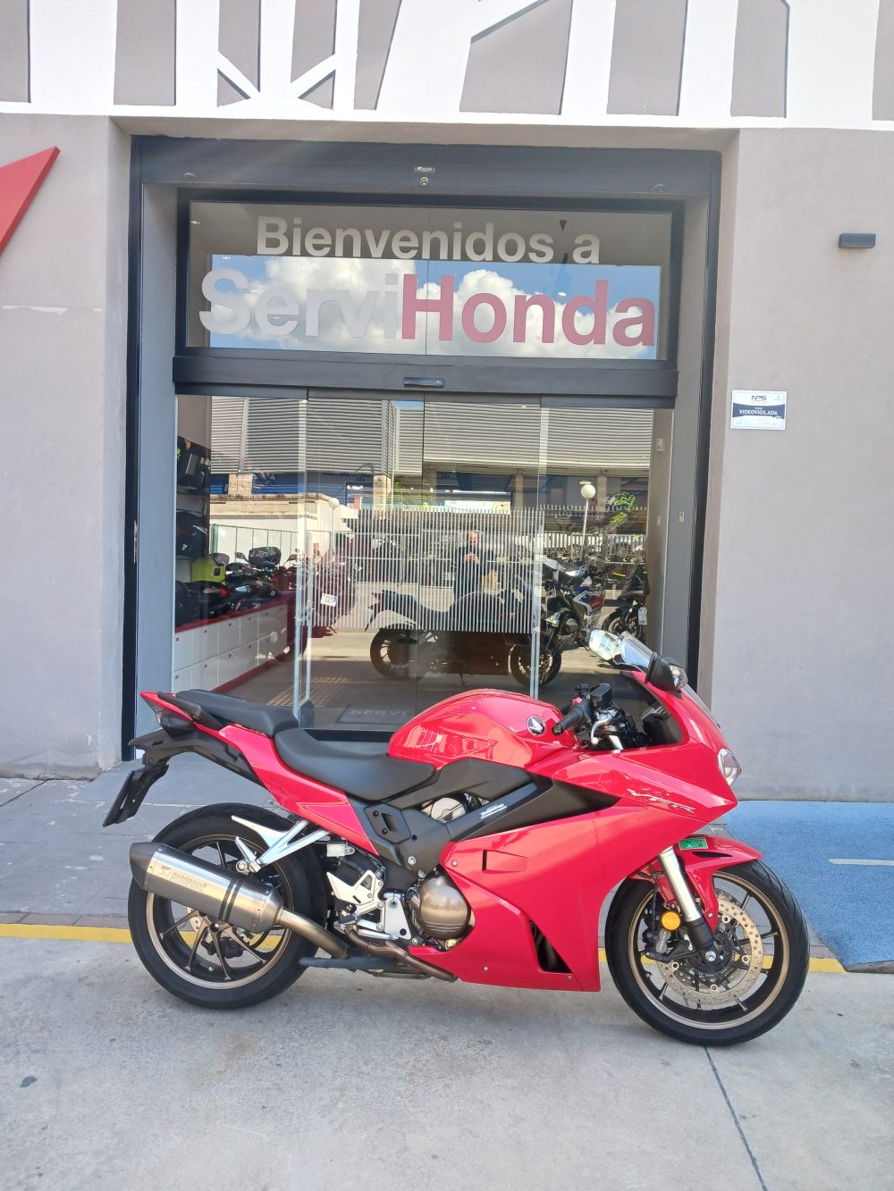 HONDA VFR800F