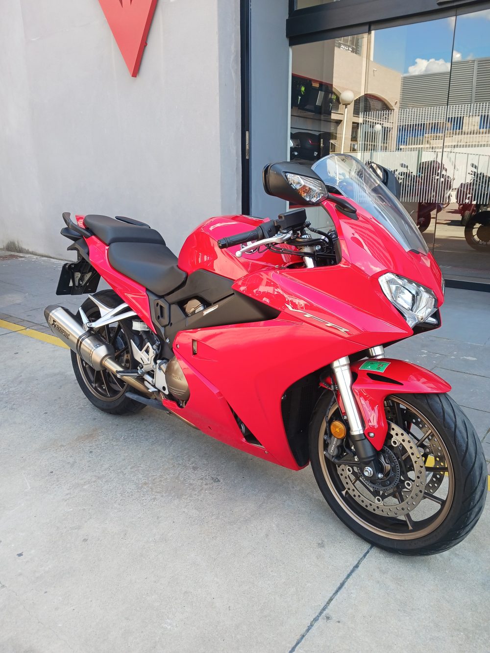 HONDA VFR800F - Imagen 2