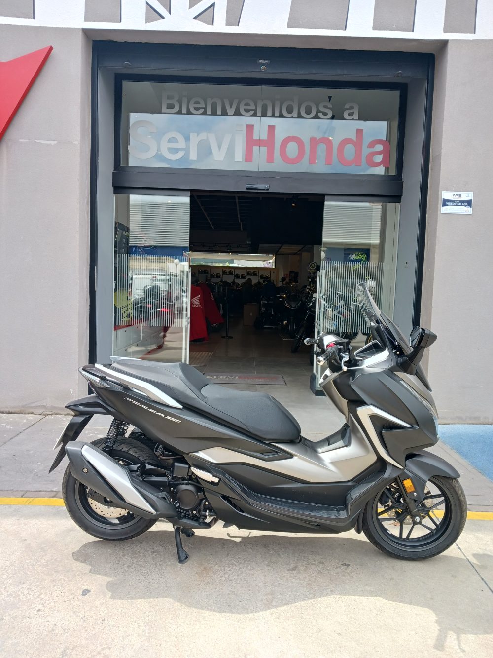 HONDA FORZA 350