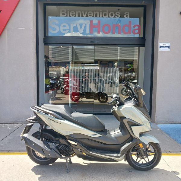 HONDA FORZA 125
