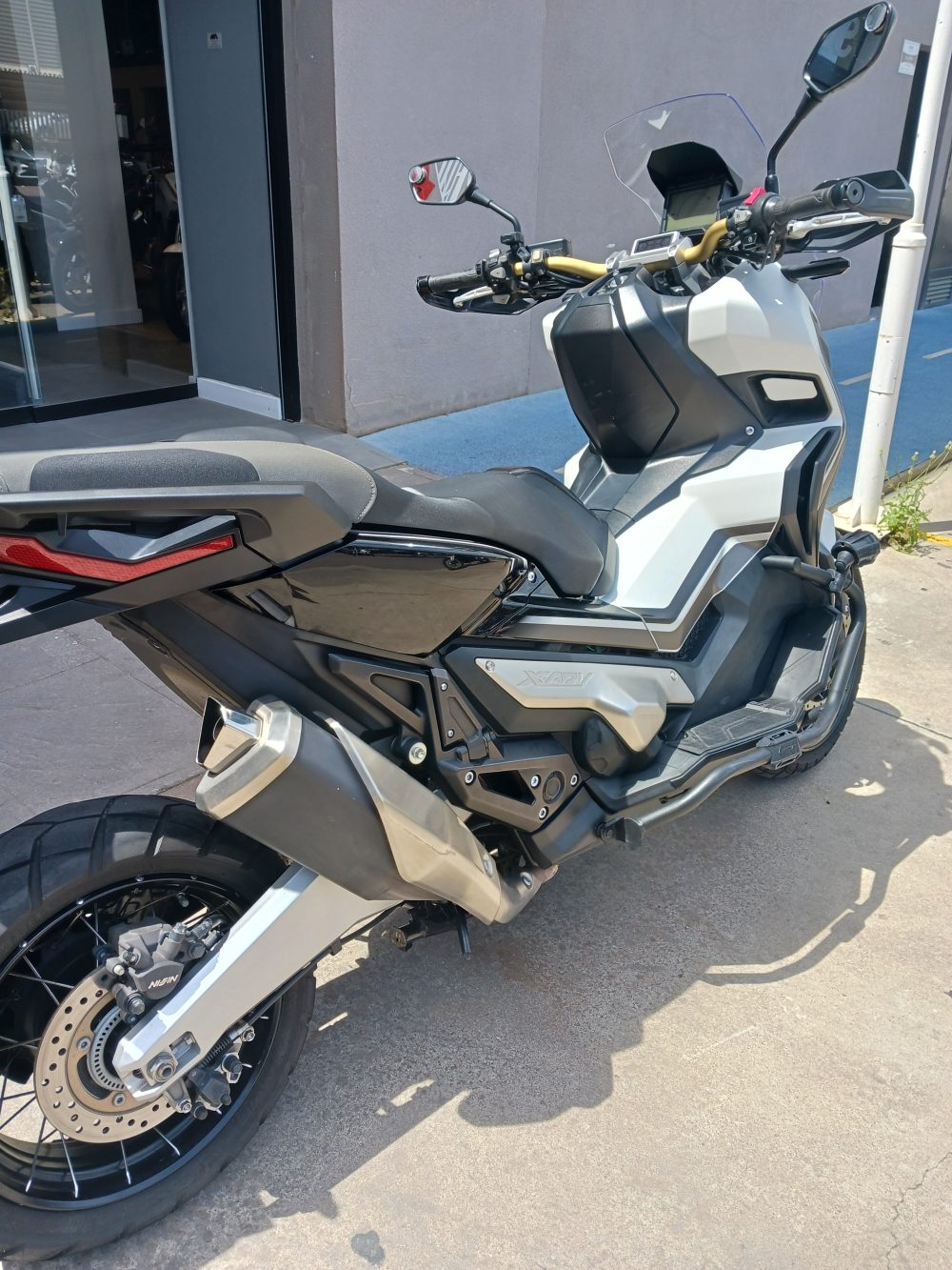 HONDA XADV 750 - Imagen 3