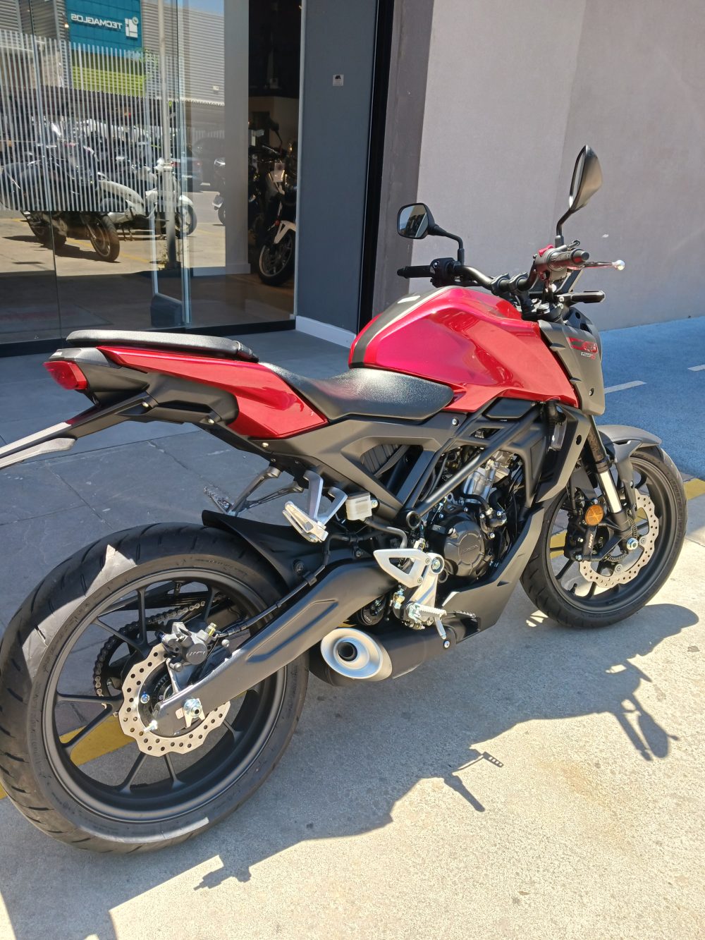 HONDA CB125R - Imagen 3